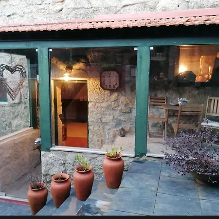 Semesterbostad Casa Da Costinha Cinfães